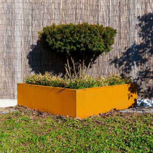 Triangle - Corten - 1400.00 x 1400.00 x 400.00