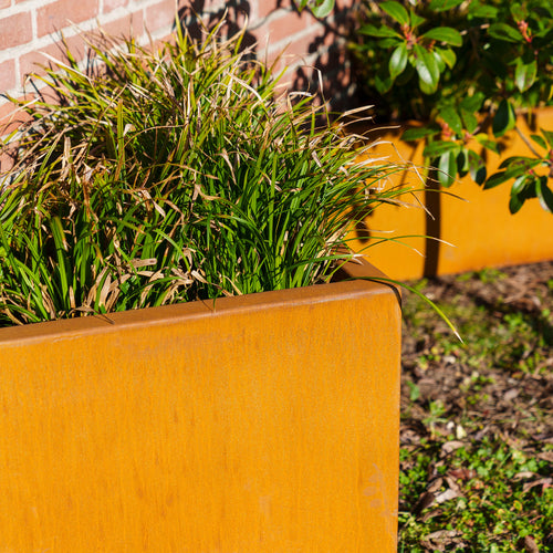 Triangle - Corten - 600.00 x 600.00 x 400.00