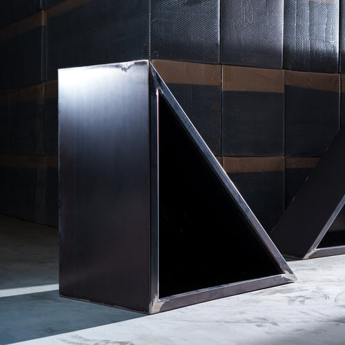 Triangle - Corten - 600.00 x 600.00 x 400.00
